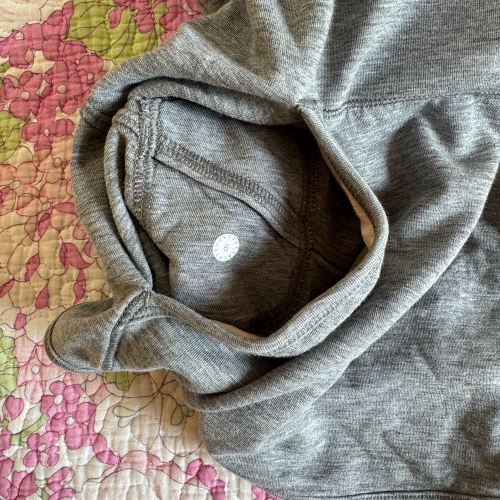 Lululemon Time Out Hoodie size 6 Heather Bleached Coral Heathered Medium Gray - Picture 9 of 10